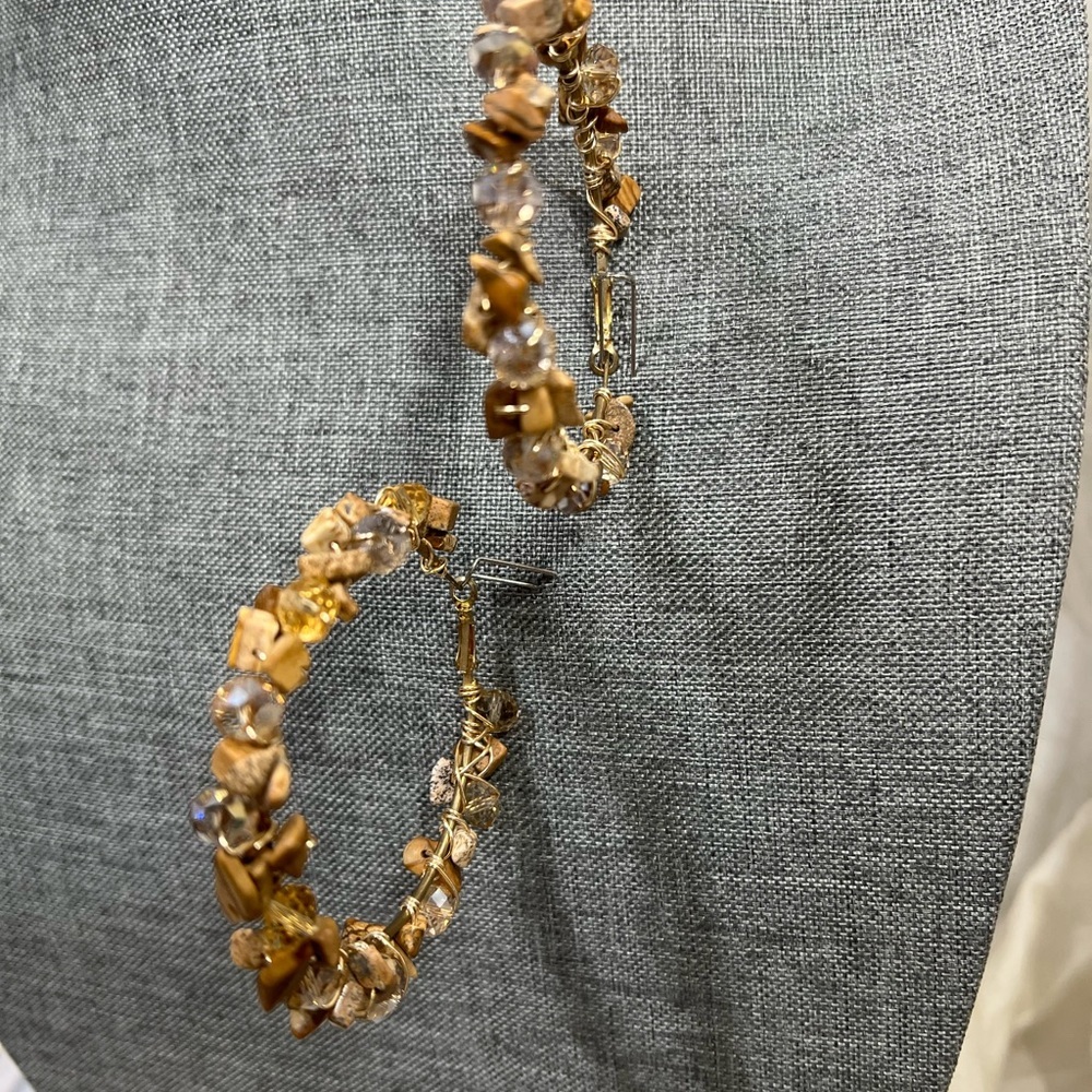 WIRE WRAPPED GEMSTONES AND BLING CRYSTALS ON 3โ INCH GOLD HOOPS. โ๏ธ - Picture 6 of 10